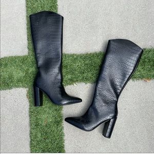 NWOB THERAPY - SKYLAR BOOTS IN BLACK CROC